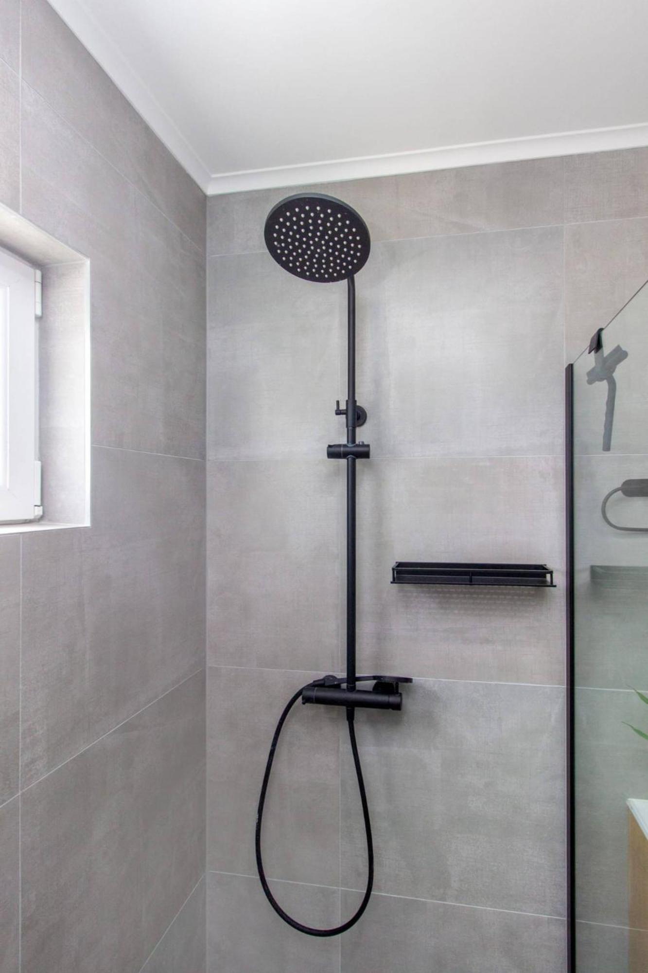 Apartments Alaga ตรีบูนย์ ภายนอก รูปภาพ