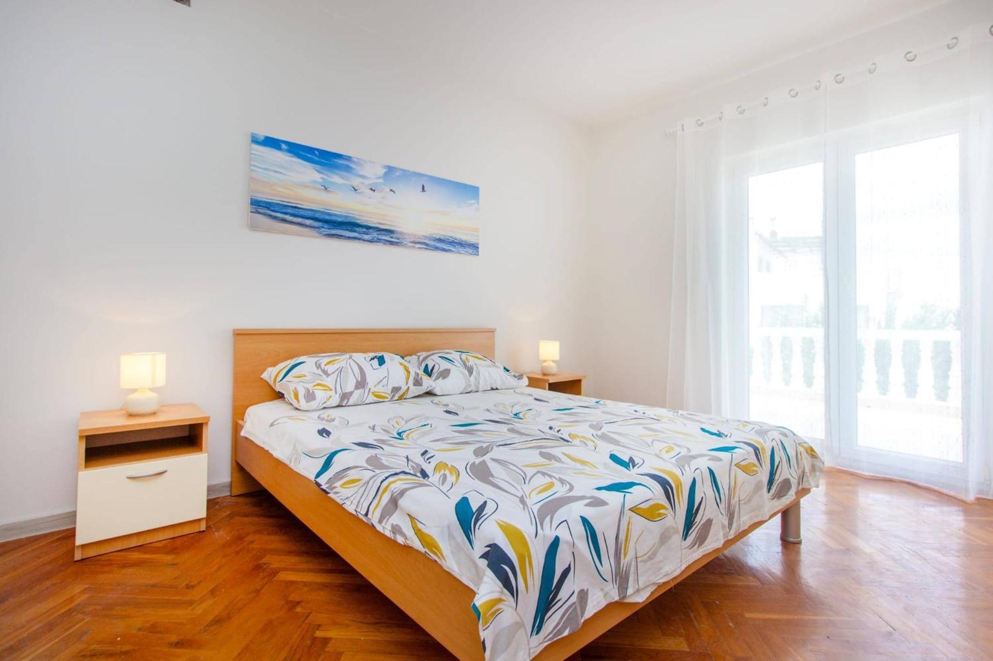 Apartments Alaga ตรีบูนย์ ภายนอก รูปภาพ