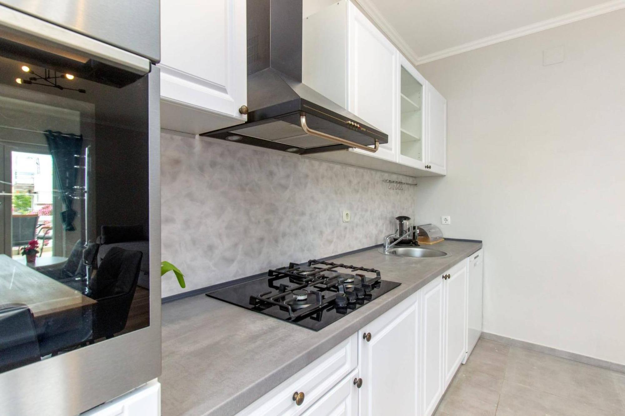 Apartments Alaga ตรีบูนย์ ภายนอก รูปภาพ
