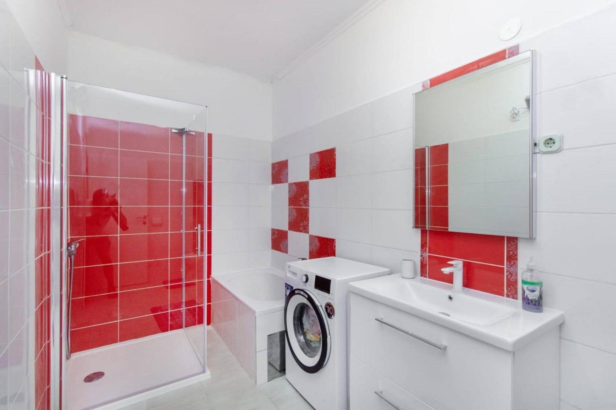 Apartments Alaga ตรีบูนย์ ภายนอก รูปภาพ